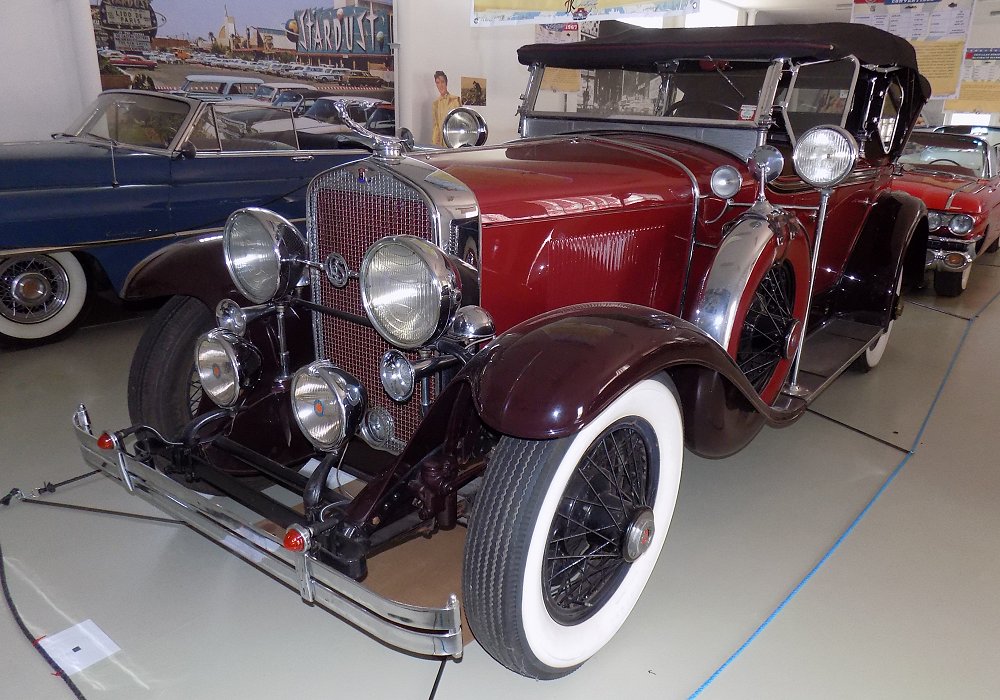 La Salle V8 303 Dual Cowl Phaeton