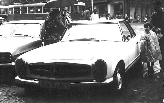Mercedes-Benz 250 SL