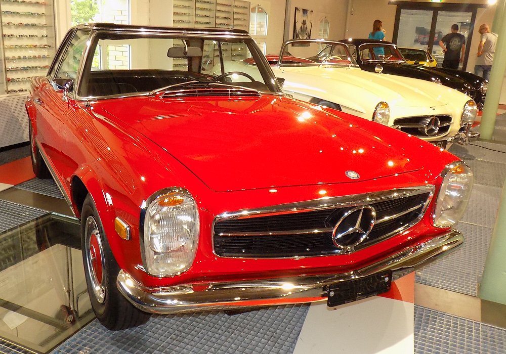 Mercedes-Benz 280 SL 5-speed
