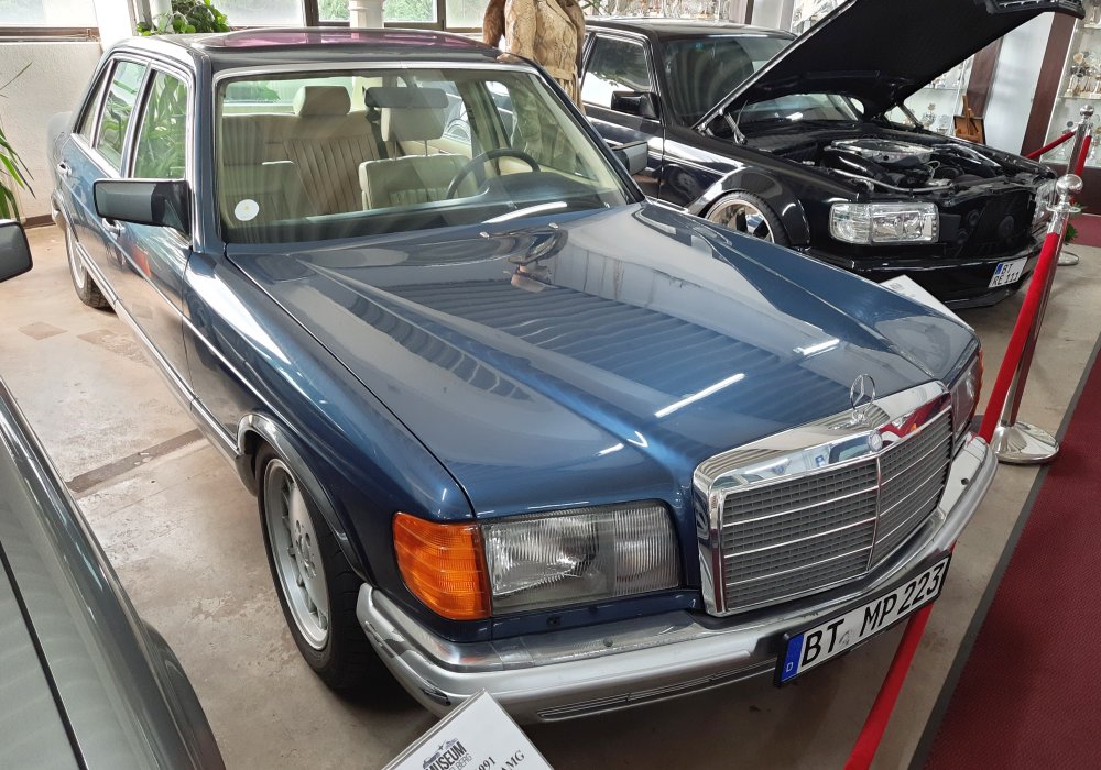 Mercedes-Benz 500 SEL