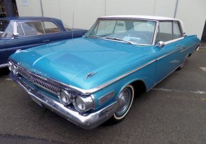 Mercury Monterey Custom V8 352