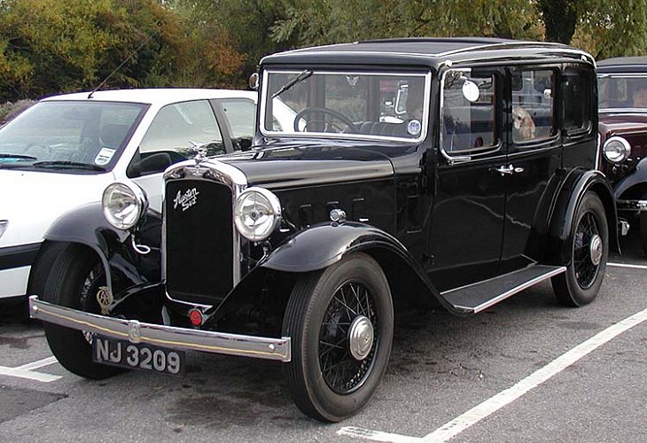  Austin 16 Hertford Saloon