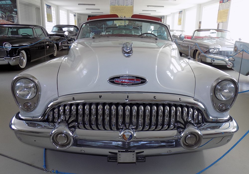  Buick Roadmaster Skylark V8 Convertible