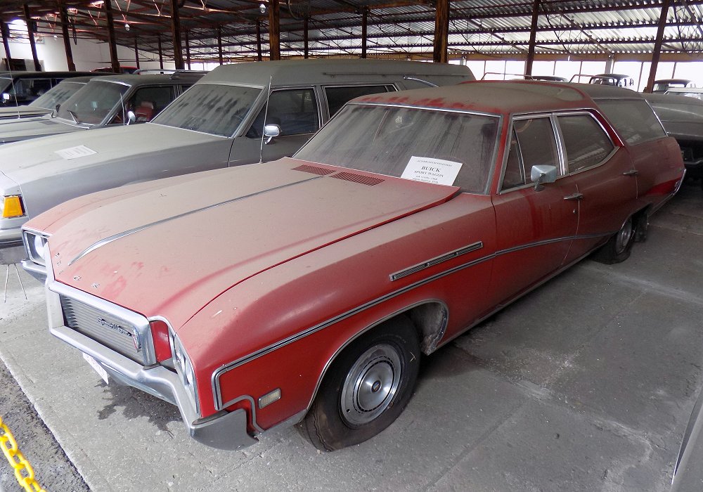  Buick Sport Wagon 350