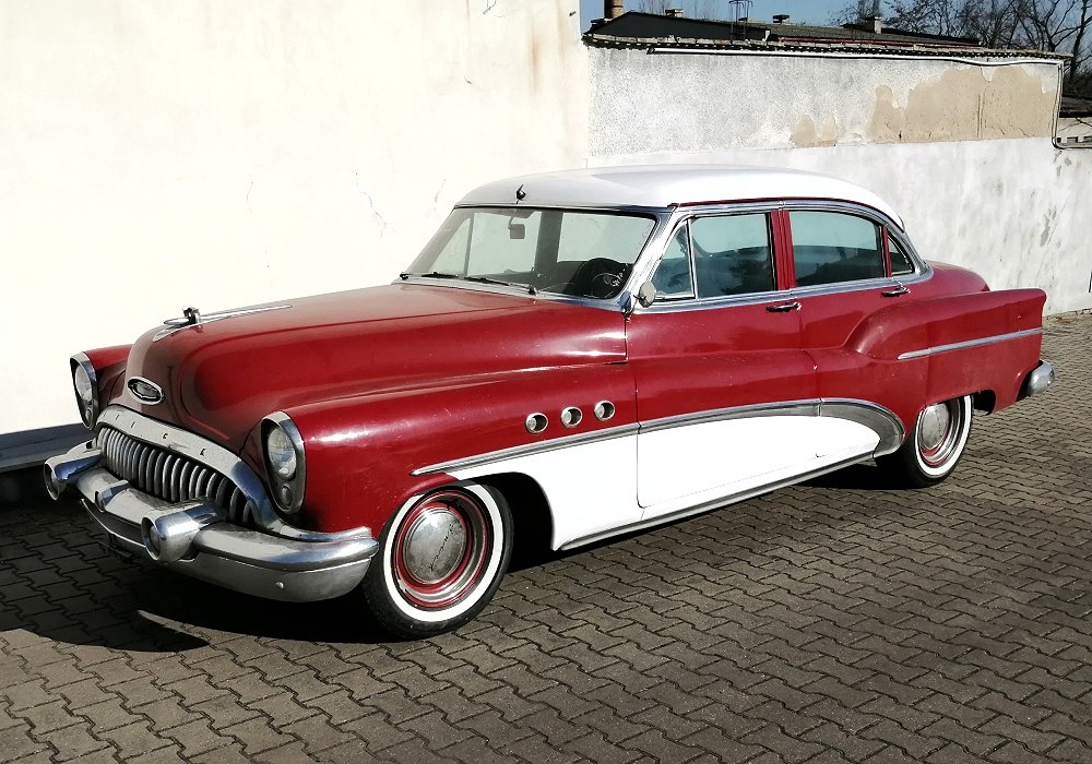  Buick Super Eight Sedan Model 52