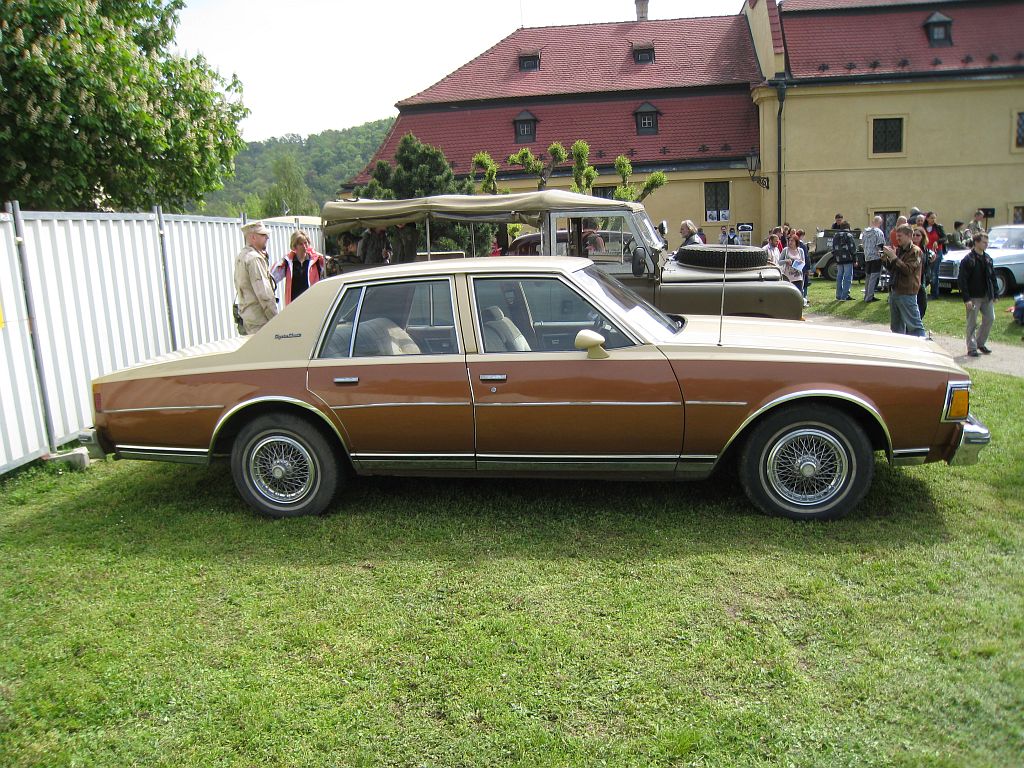  Chevrolet Caprice Classic