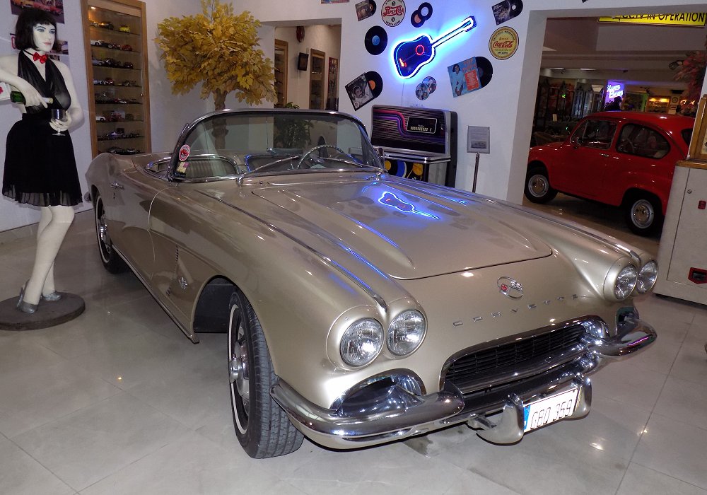  Chevrolet Corvette 327 V8 250 HP Convertible
