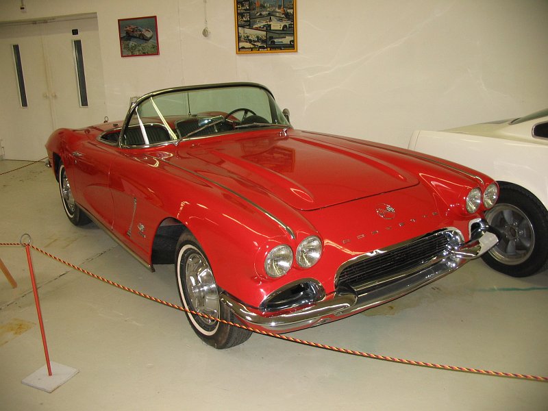  Chevrolet Corvette Convertible