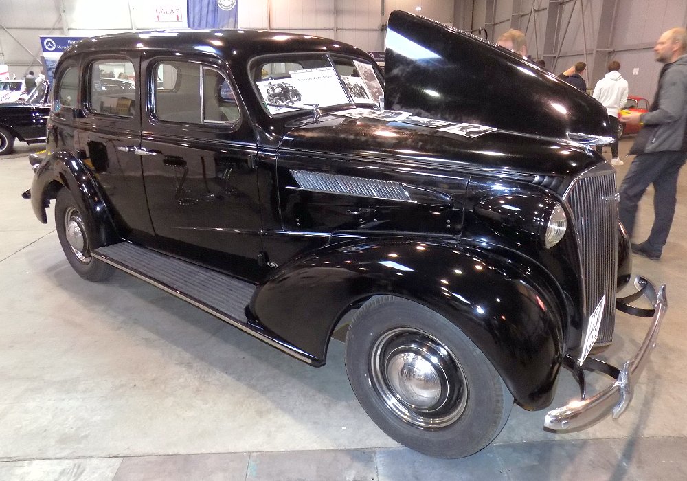  Chevrolet Master DeLuxe