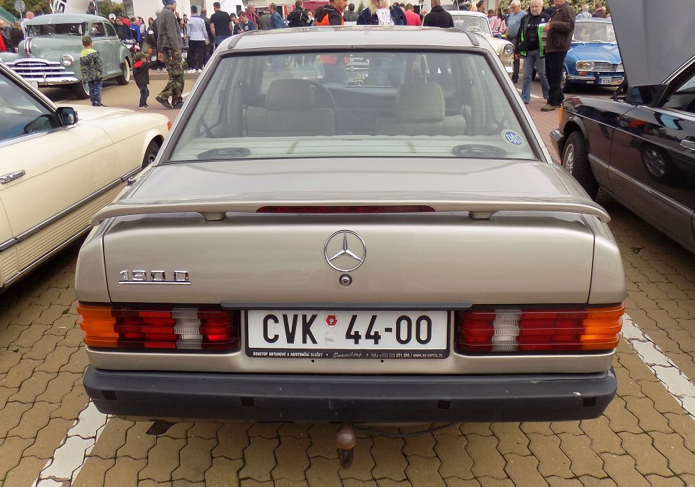 Mercedes-Benz 190 D