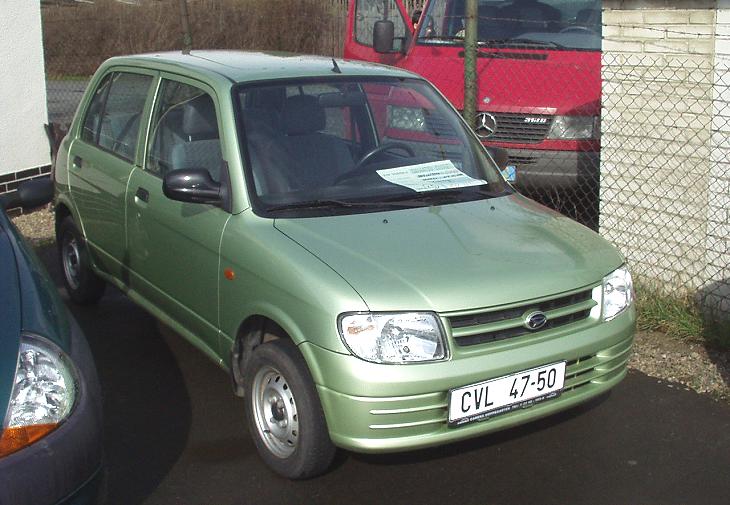  Daihatsu Cuore 5D
