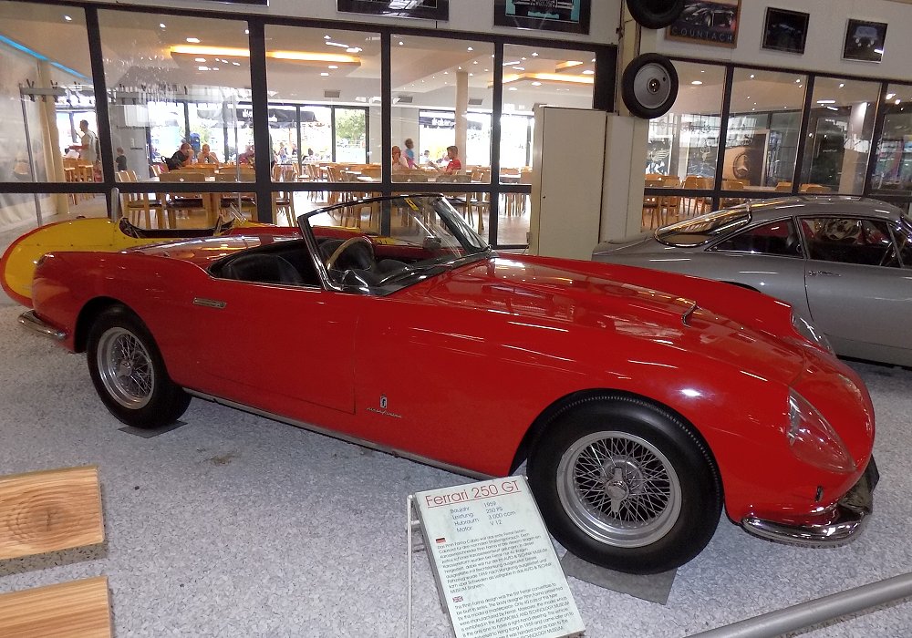  Ferrari 250 GT Cabriolet Pininfarina