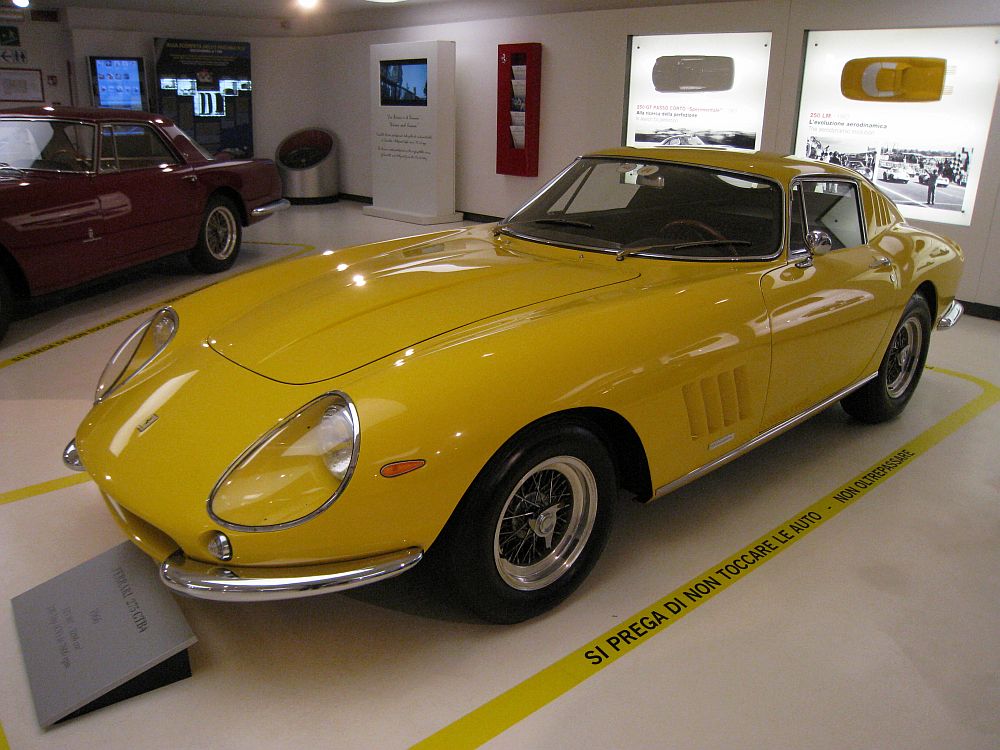  Ferrari 275 GTB/4