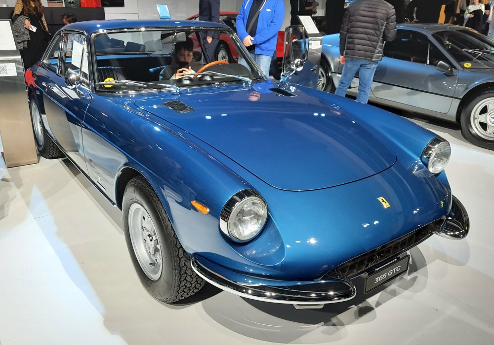  Ferrari 365 GTC