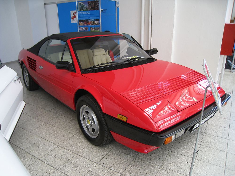  Ferrari Mondial QV Spider
