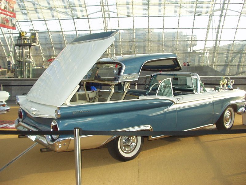  Ford Galaxie Skyliner 300 HP