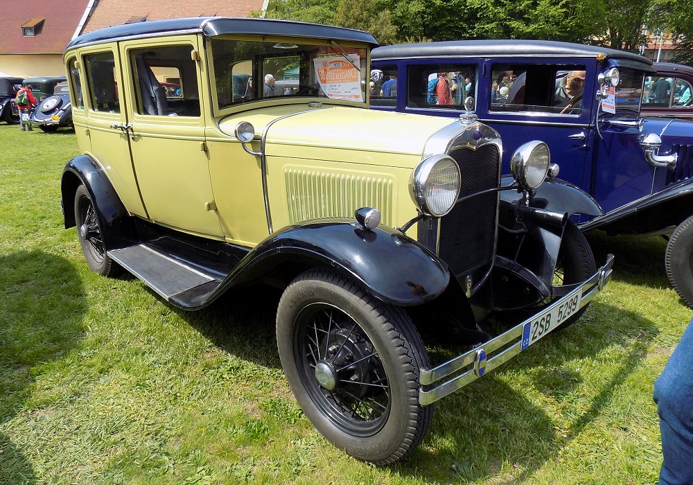  Ford Model A Fordor Sedan