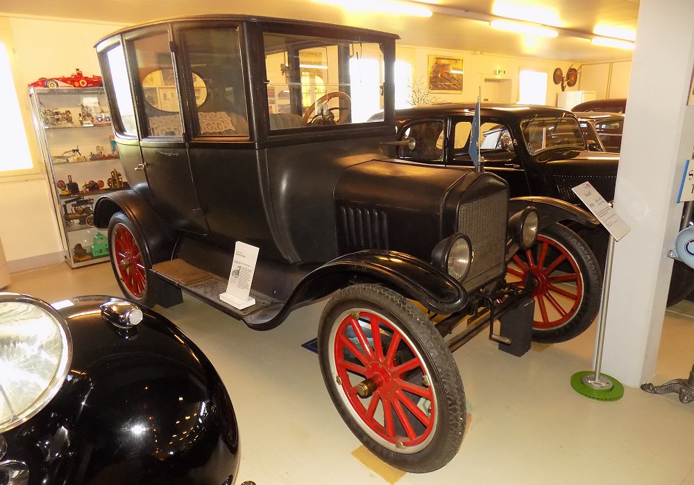  Ford Model T Center Door