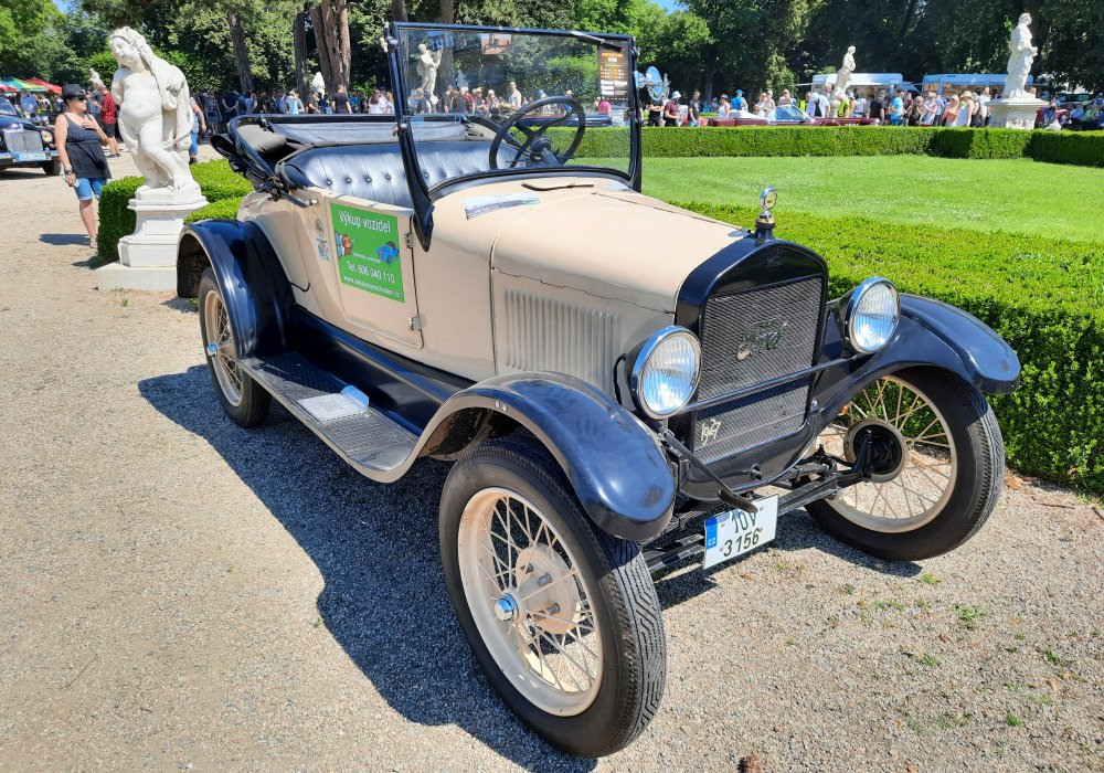  Ford Model T Coupé