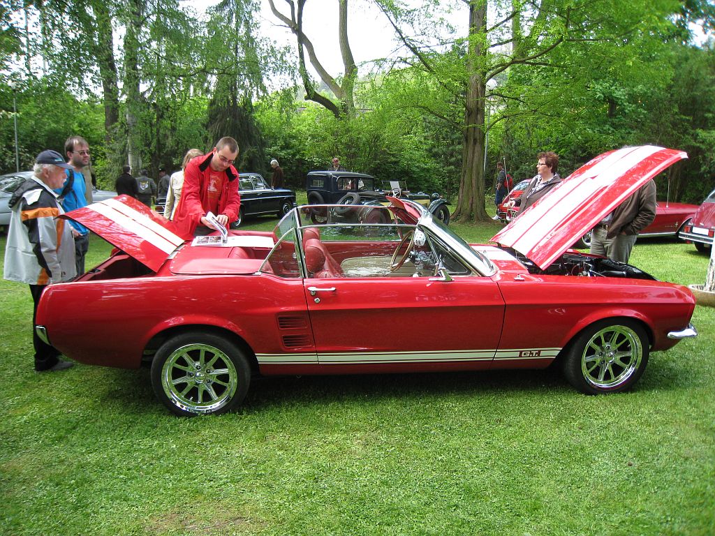  Ford Mustang Convertible GT 450 HP