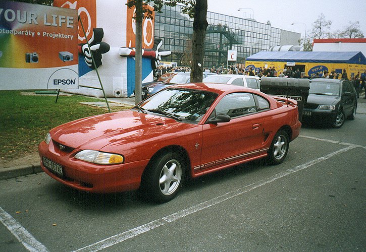  Ford Mustang GT