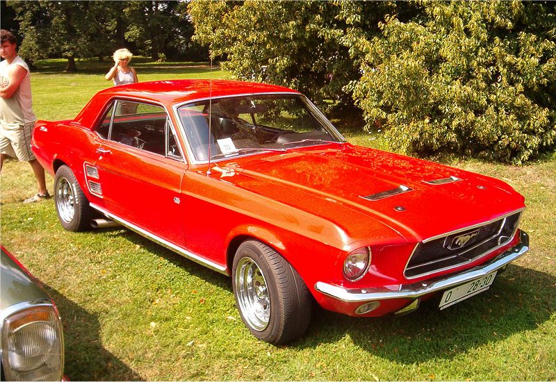  Ford Mustang GT 271 HP