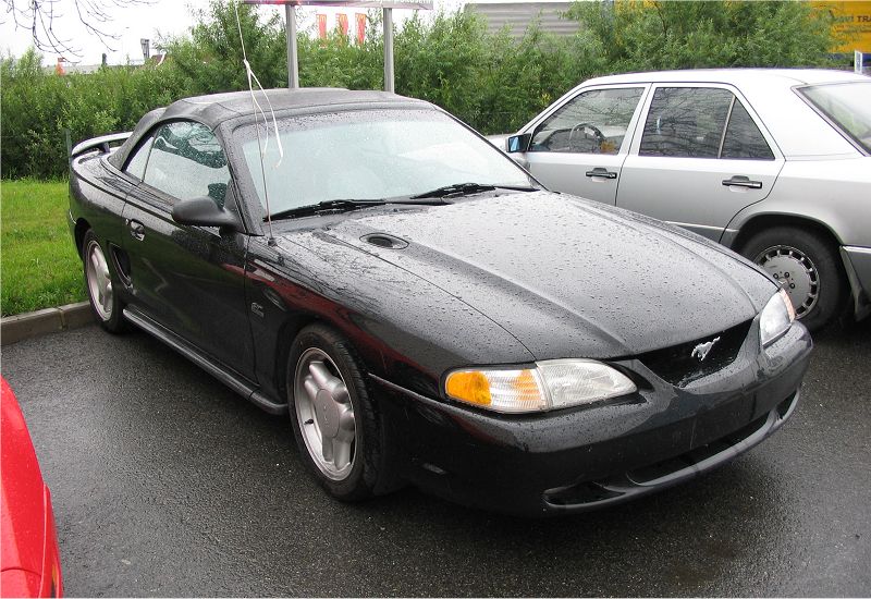  Ford Mustang GT Convertible