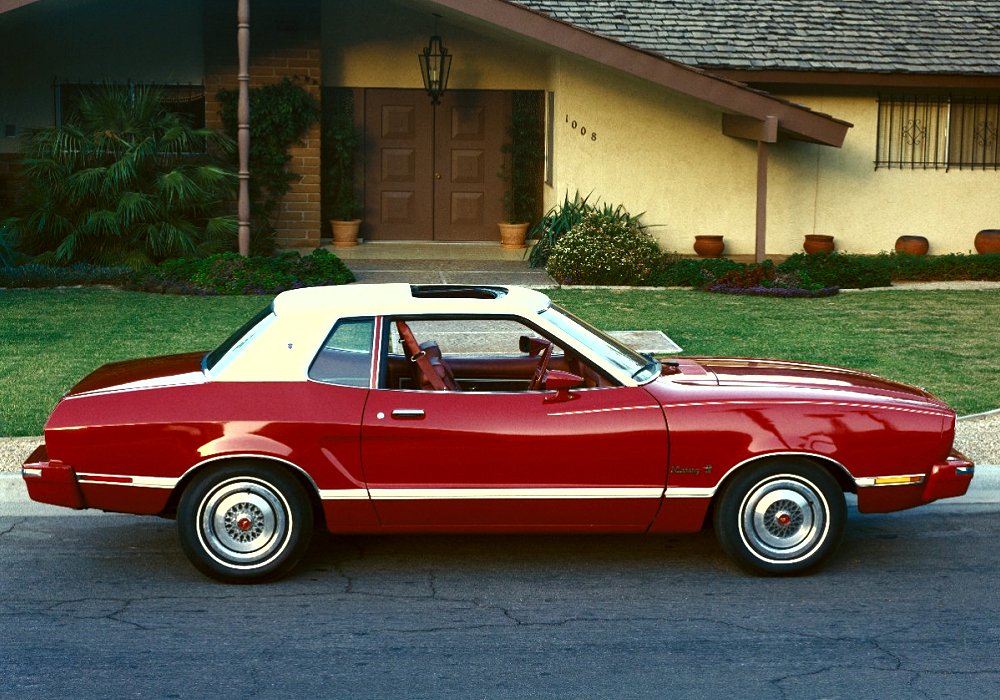  Ford Mustang II Ghia V6
