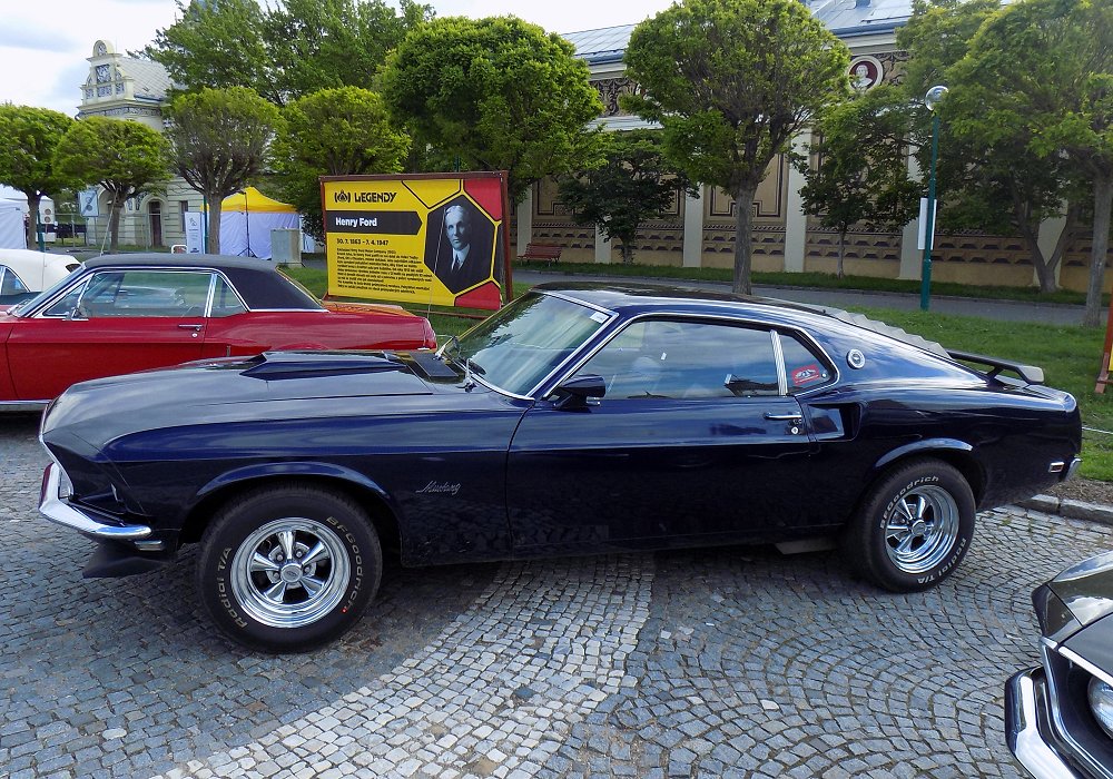  Ford Mustang Mach I Boss 302