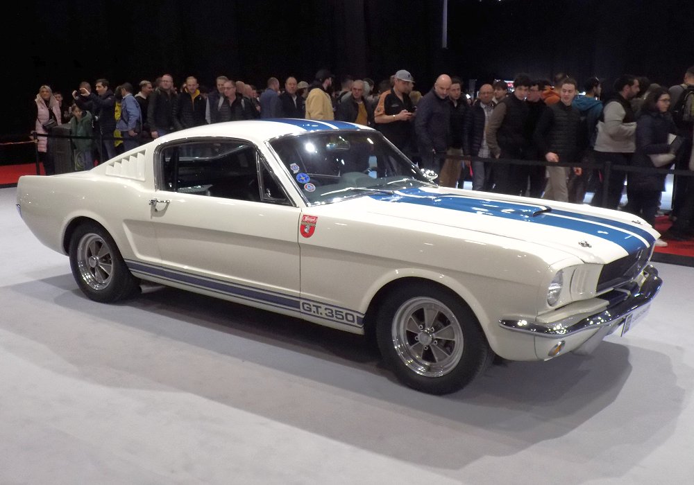 Ford Mustang Shelby GT 350