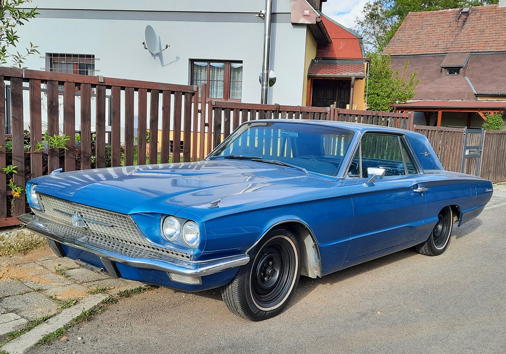  Ford Thunderbird Hardtop 390