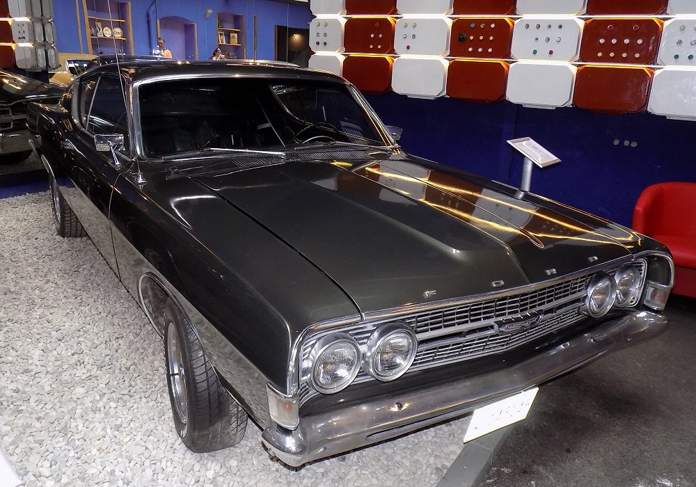  Ford Torino GT Fastback 302