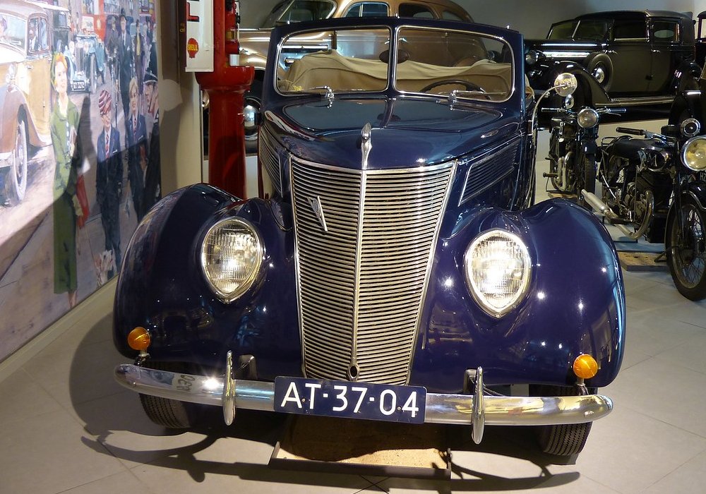  Ford V8-60 Cabriolet
