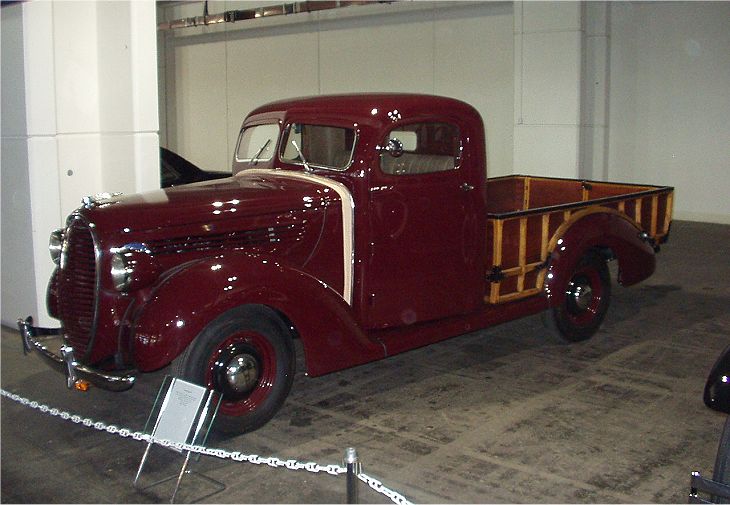  Ford V8 PickUp