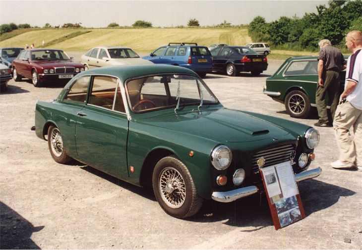  Gilbern GT 1800