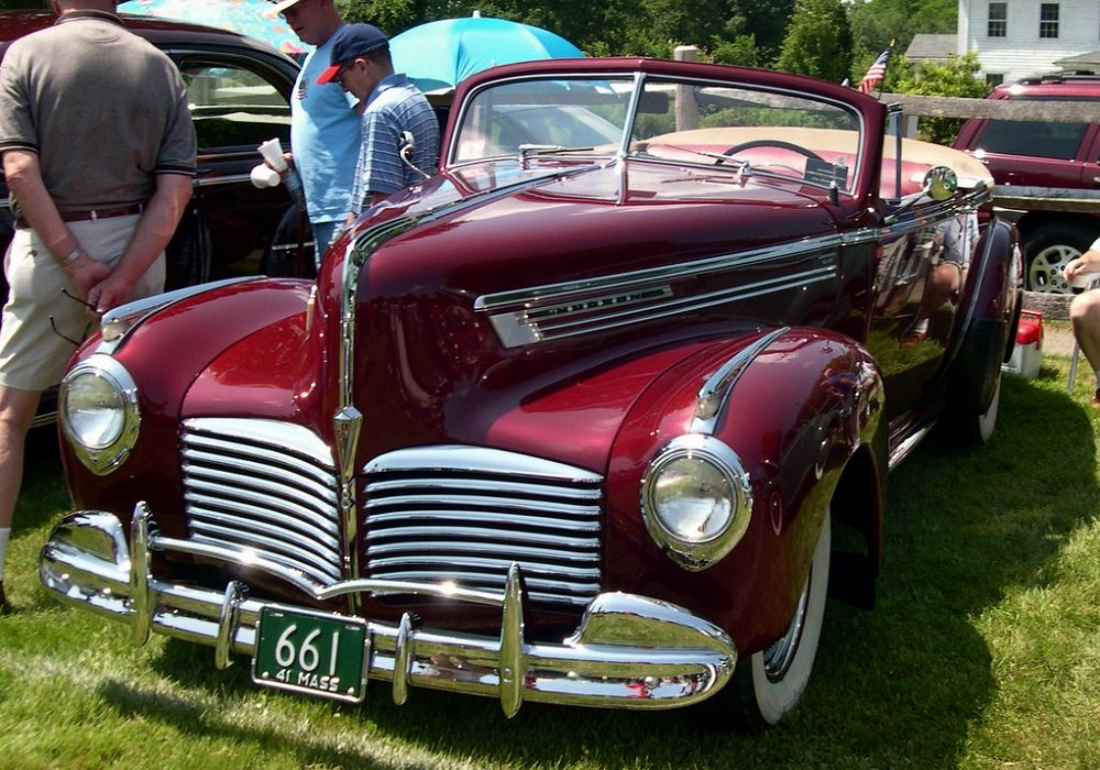  Hudson Commodore Eight 174 Sedan