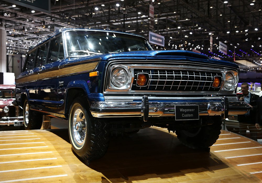  Jeep Wagoneer Custom 360 V8 QuadraTrac