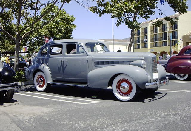  La Salle V8 322