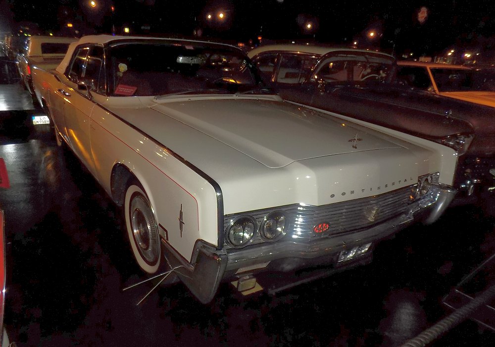 Lincoln Continental Convertible