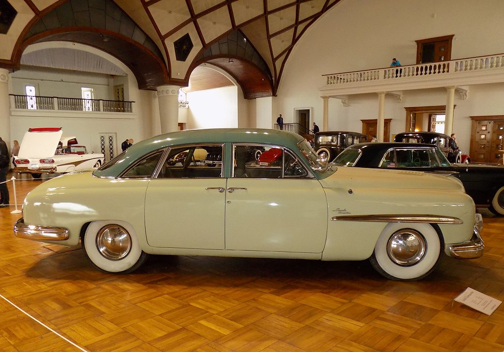  Lincoln Cosmopolitan Sport Sedan
