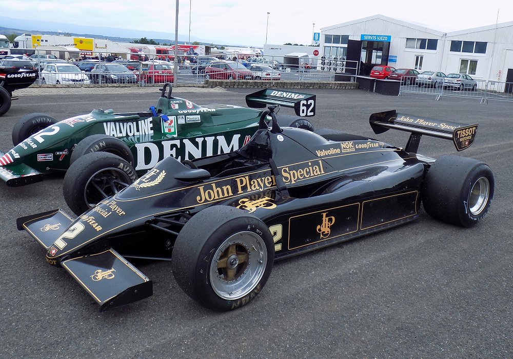  Lotus 91/7 Cosworth F1