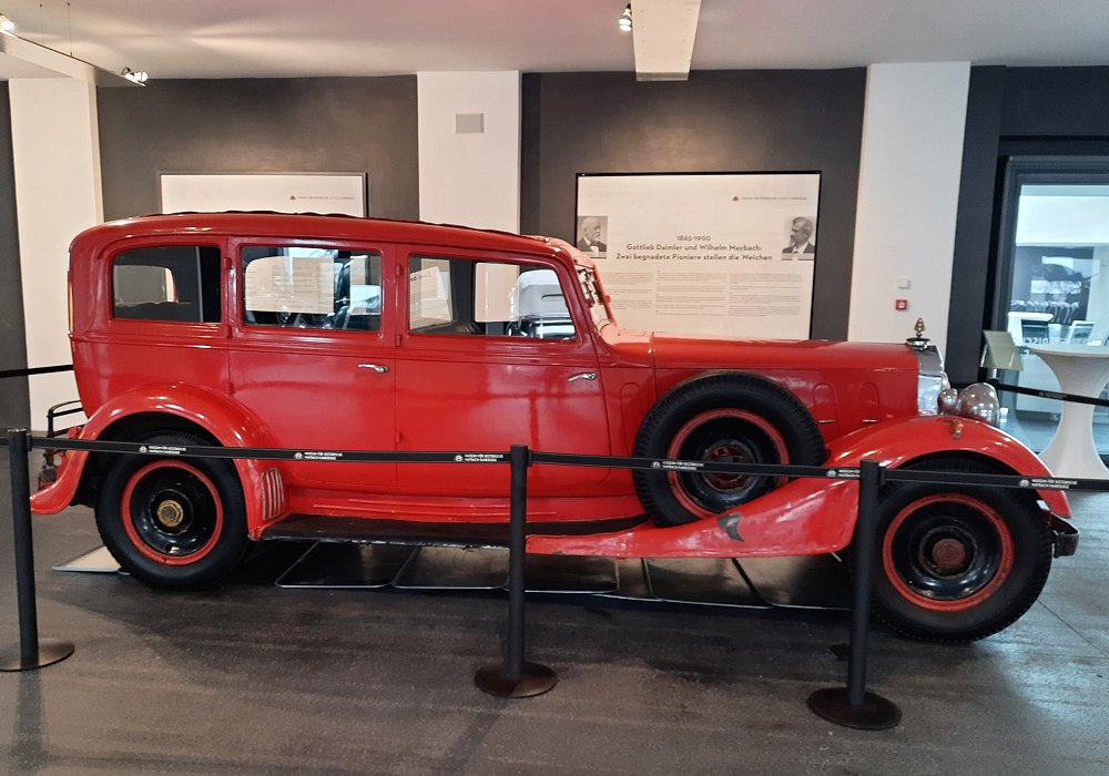 Maybach DSH Pullman-Limousine Spohn