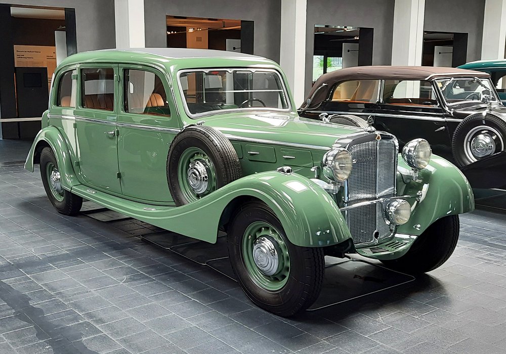 Maybach SW 38 Pullman-Limousine Spohn