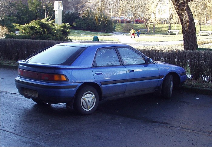  Mazda 323 F 1.9i