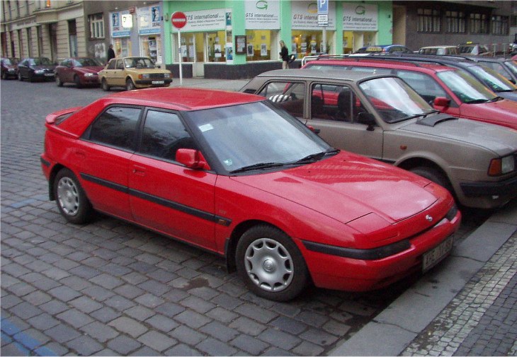  Mazda 323 F 1.9i GT