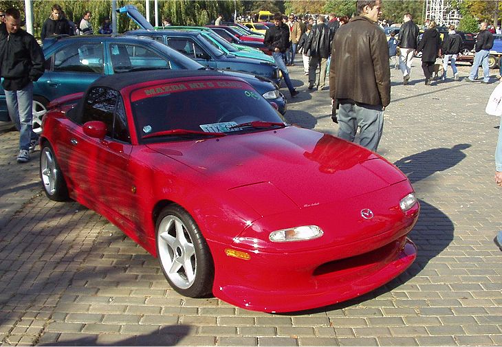  Mazda MX-5 1.8