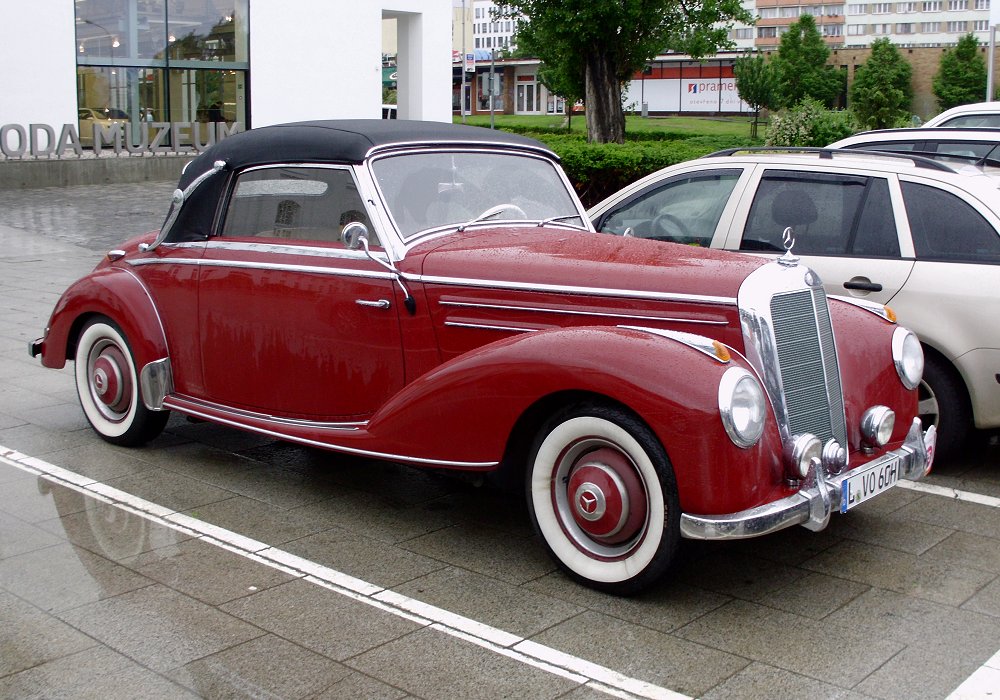 Mercedes-Benz 220 Cabriolet A