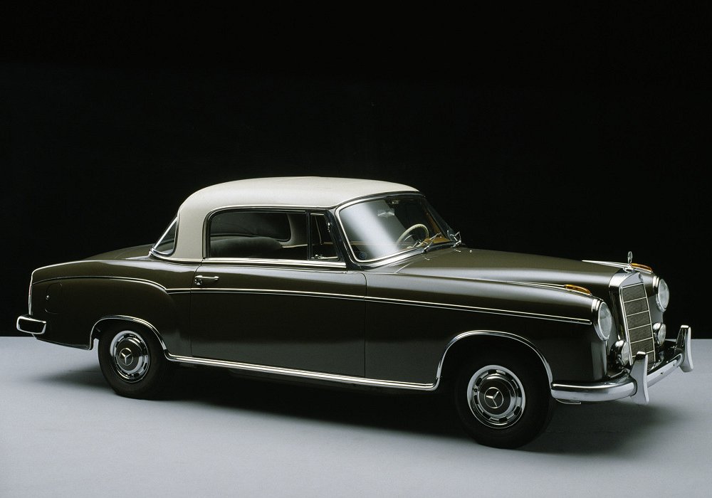 Mercedes-Benz 220 S Coupé