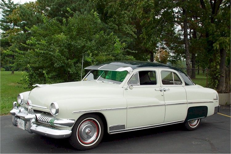 Mercury V8 Sedan